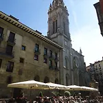 Apartamento Centrico Con Vistas A La Ria! Garaje, Ideal 2-4