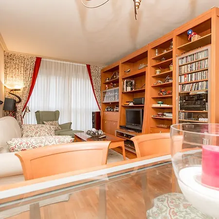 アパート Centrico Con Vistas A La Ria! Garaje, Ideal 2-4 ビルバオ