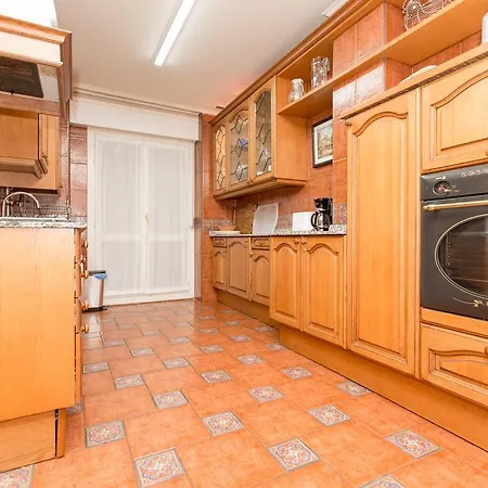 Centrico Con Vistas A La Ria! Garaje, Ideal 2-4 Bilbao