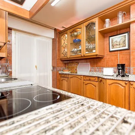 Apartmán Centrico Con Vistas A La Ria! Garaje, Ideal 2-4