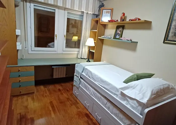 Centrico Con Vistas A La Ria! Garaje, Ideal 2-4