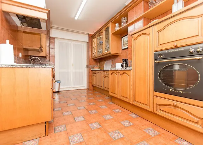 Centrico Con Vistas A La Ria! Garaje, Ideal 2-4 Μπιλμπάο