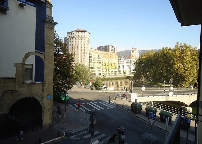 Centrico Con Vistas A La Ria! Garaje, Ideal 2-4 *